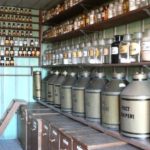 Blick in die Kräuterkammer der alten Stadtapotheke